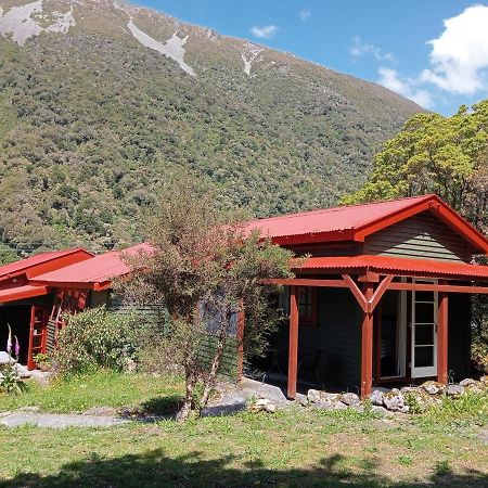 Rata Lodge Accommodation Otira Exterior photo